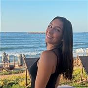 No tengo experiencia laboral pero ayudo a mis primos pequeños a elaborar sus tareas de clase